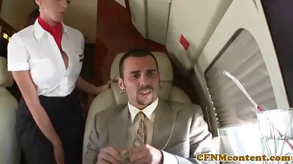 MILF screwing uma jovem os vídeos pornô brasileiro cara
