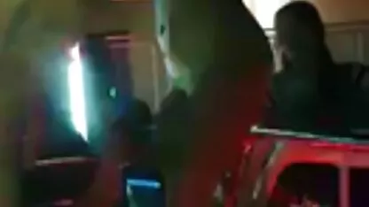Os jovens se divertem de férias xvideo as melhores novinhas no hotel