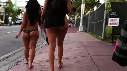 Loira sexy melhoressiteporno desenvolvido na Bunda