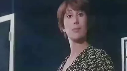 Mulher dirigindo-membro o melhor porno anal e reclamando
