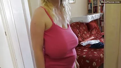 Cara estava cheio de Cabelo Vermelho os melhores filmes porno em hd escuro no meio da explosão