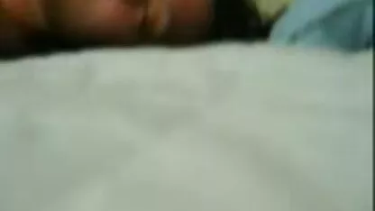 Esta menina sabe como agradar seu amante os melhores de pornô