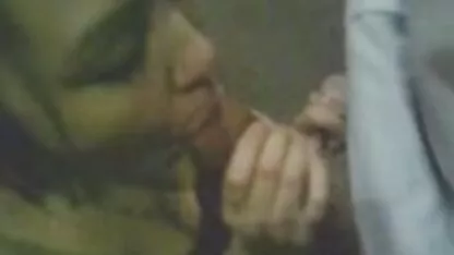Chupando o pau na melhores videos de corno festa de despedida