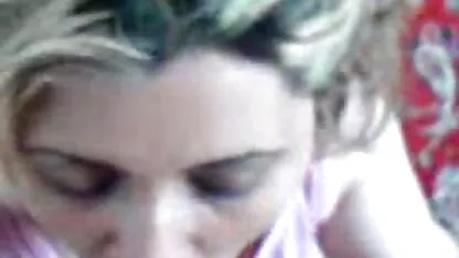 Estou me divertindo os melhores filmes porno das brasileirinhas com a jovem beleza na cabana
