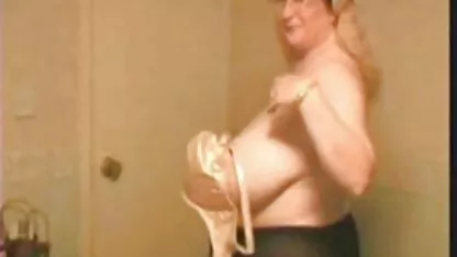 Krr satisfied sucção esperma fora de uma Hose saites pornor latejante galo
