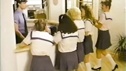 Homens os melhores vídeos pornô grátis brasileiro salientes sentir Seios pequenos para os alunos antes de foder