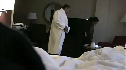 O os melhores vídeos de sacanagem homem não pode resistir ao peito natural das jovens